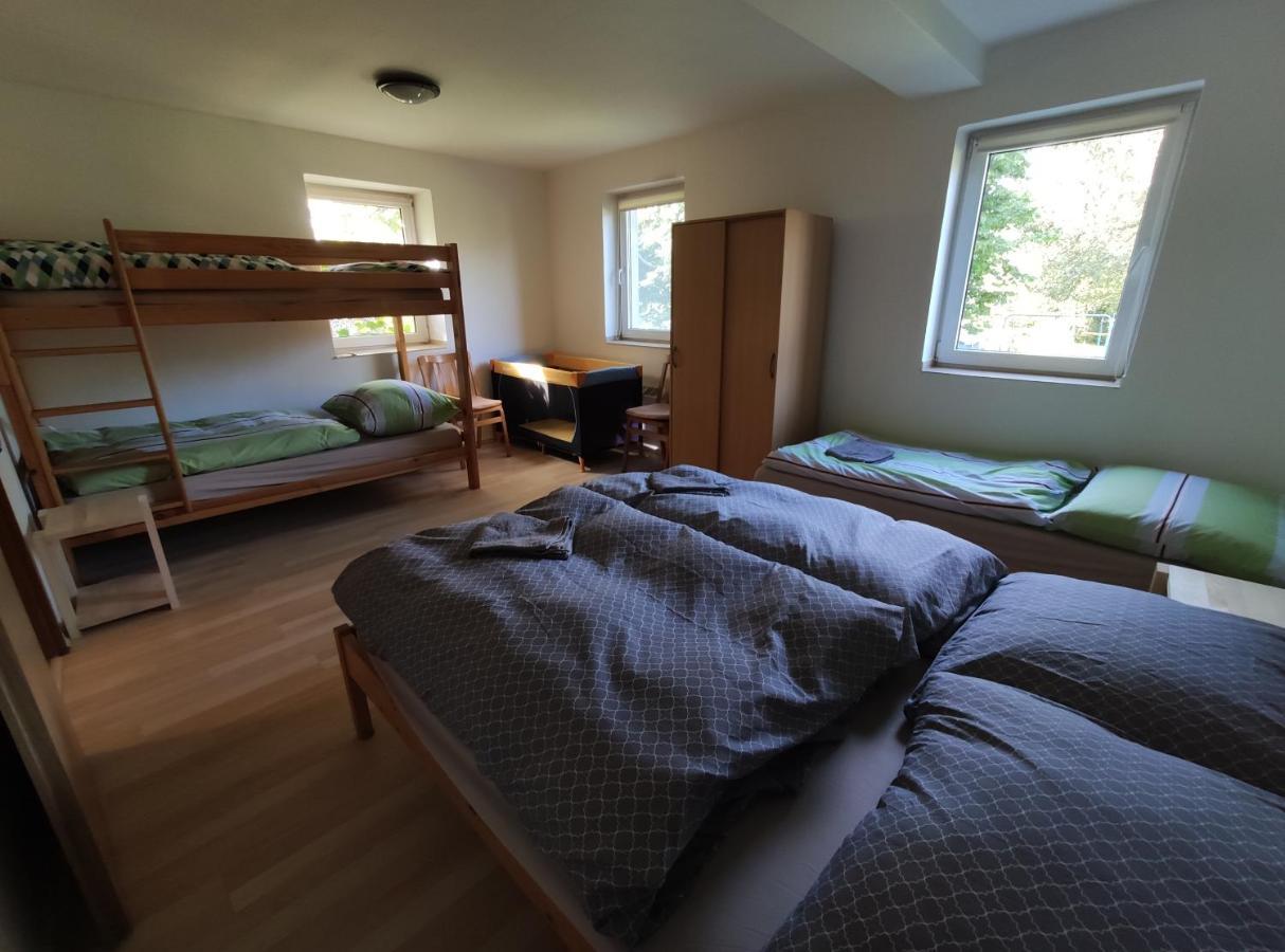 Apartman Hulin, Chrastany - Bily Exterior photo